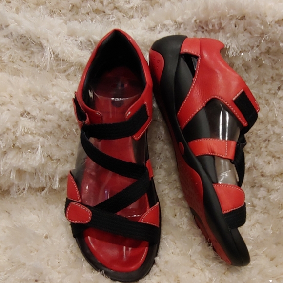 wolky cleopatra sandals